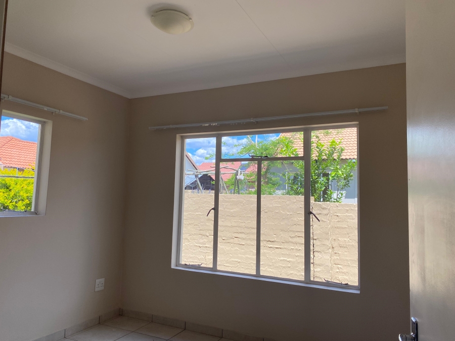 3 Bedroom Property for Sale in Waterkloof East North West